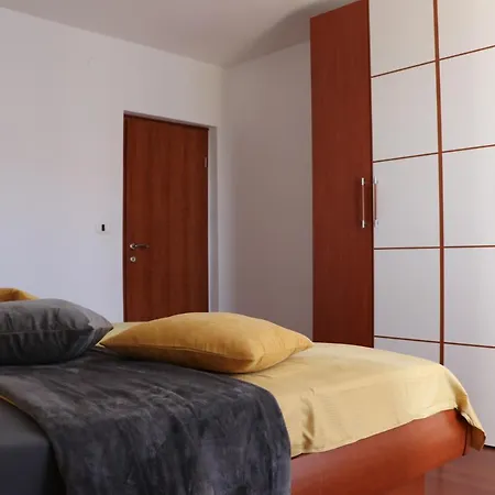 Nona Lili Apartment Izola Exterior photo