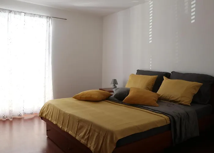 Nona Lili Apartment